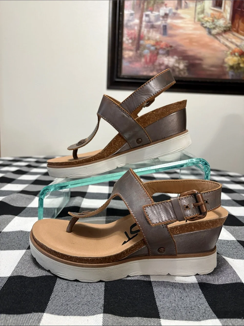 OTBT Boathouse Sandals Silver Brown Leather T-Strap Thong Platform Wedge 6.5